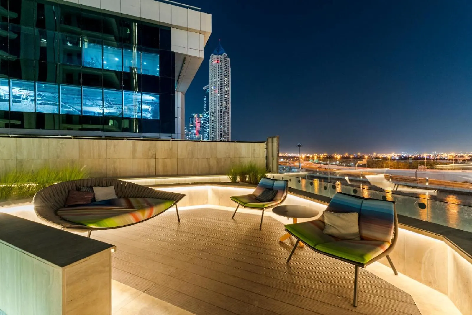 New 1 Bhk 5 Mins To Dubai Mall And Burj Khalifa Apartmán